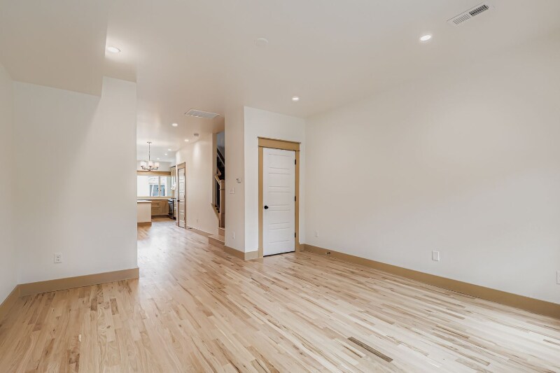Building Photo - 53 Elati St