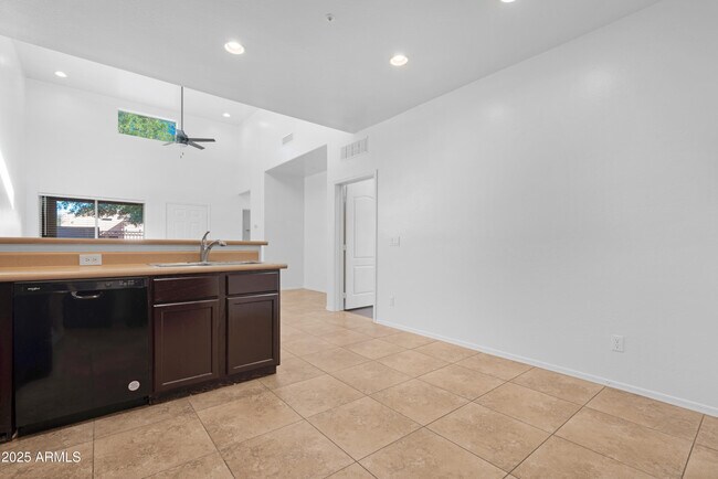 Building Photo - 8940 W Olive Ave