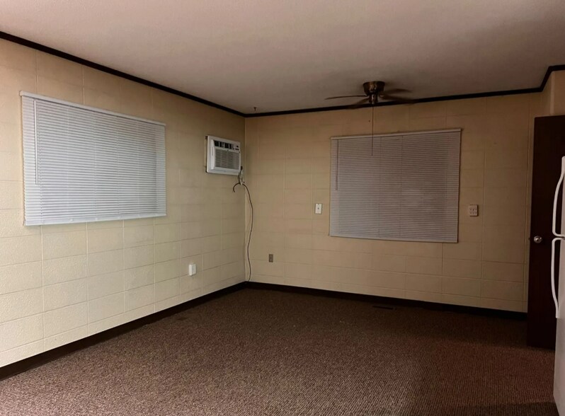 Building Photo - 324 Mound Ave