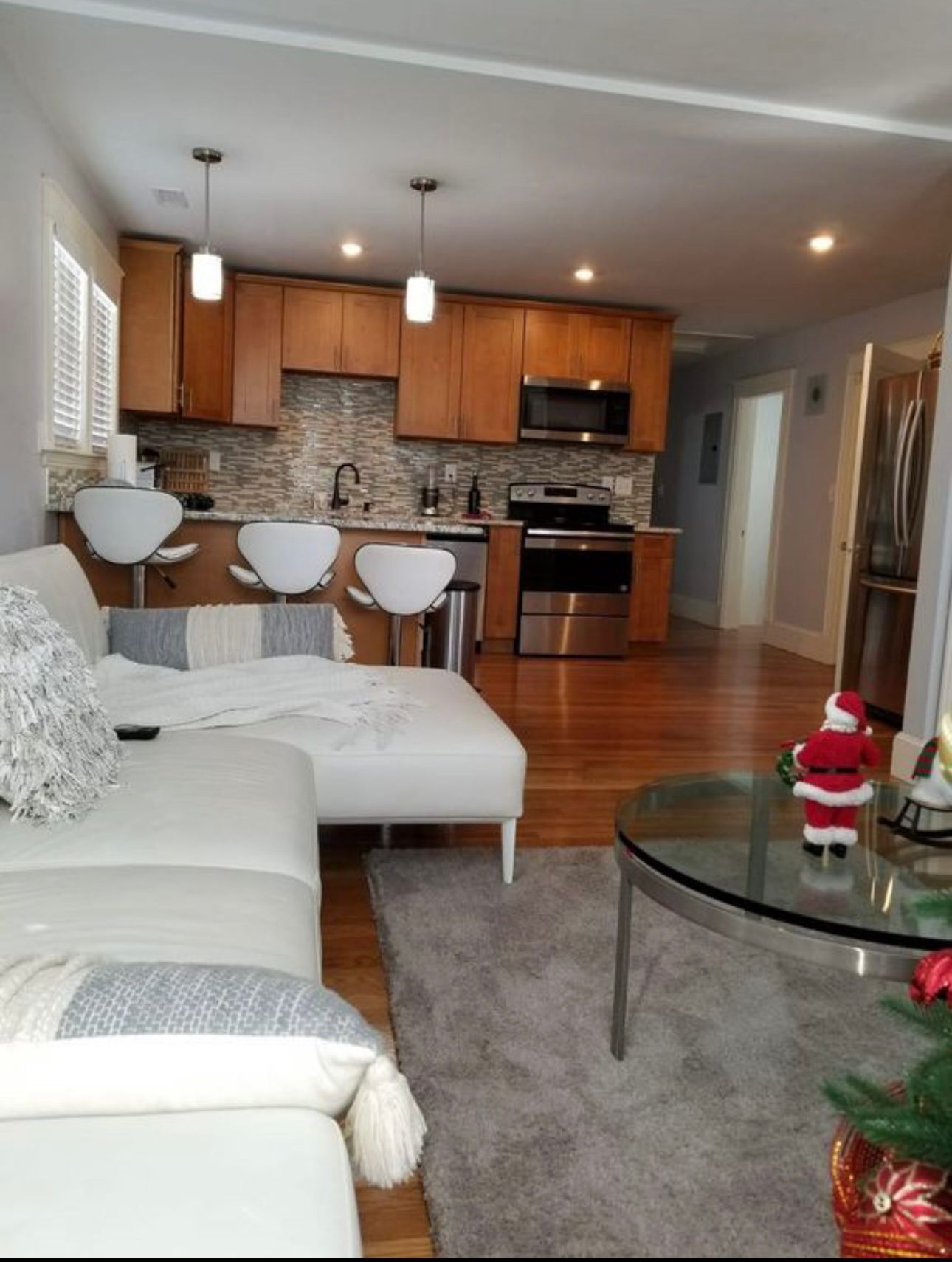 Building Photo - 5 Ellsworth Rd