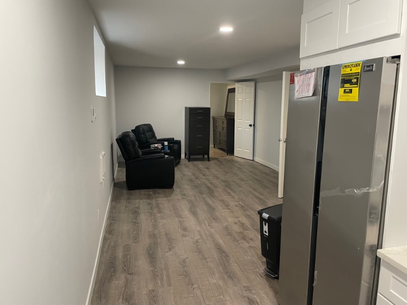 Building Photo - 30 N Terrace Ave