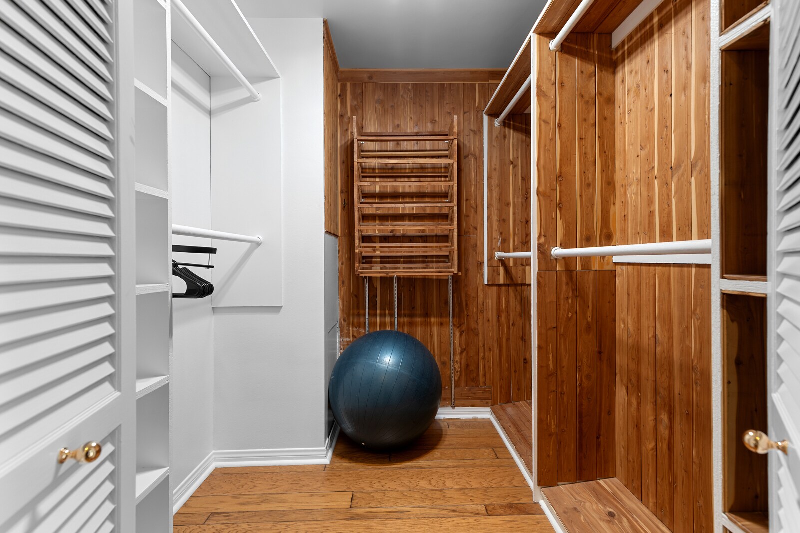 Building Photo - 16842 Harkness Cir