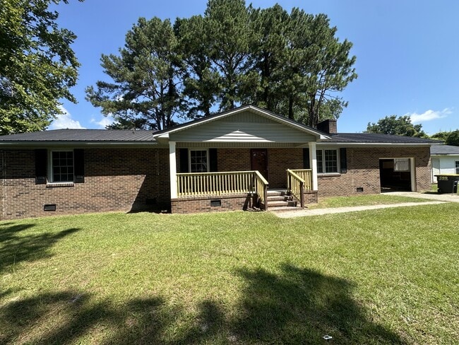 Primary Photo - 2610 Forrest Dr