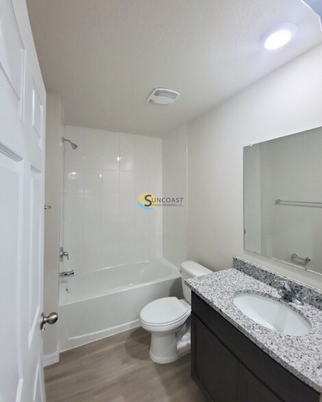 Building Photo - 36 Pine Haven Dr