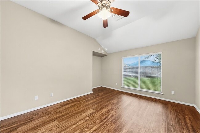 Building Photo - 2918 Meridian Bay Ln