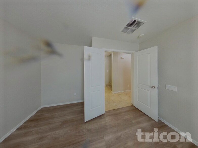 Building Photo - 19101 N Meghan Dr