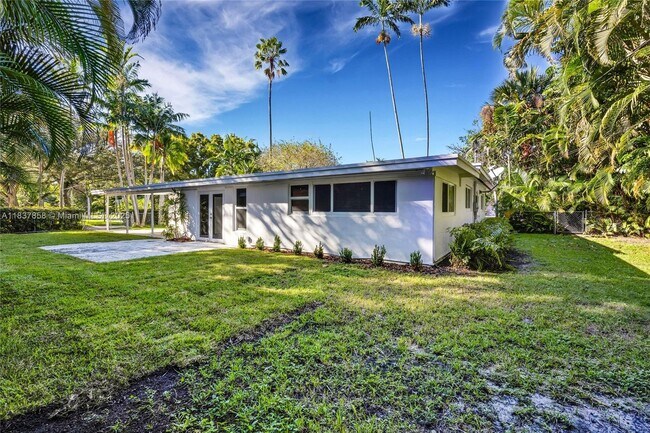 Building Photo - 5990 SW 86th St