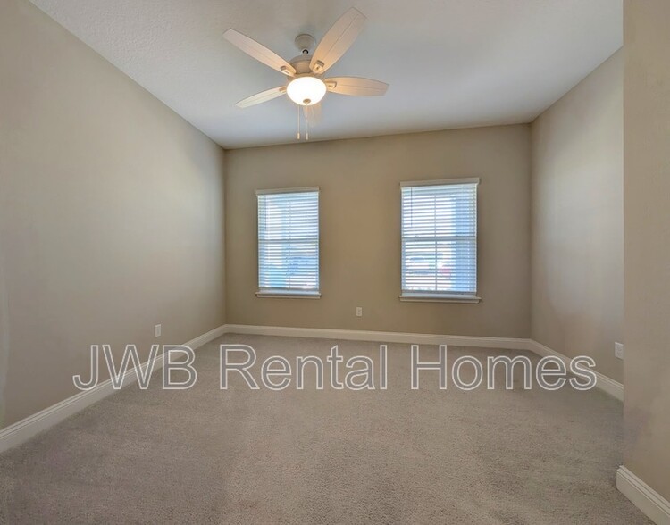 Building Photo - 95 Sadler Ct