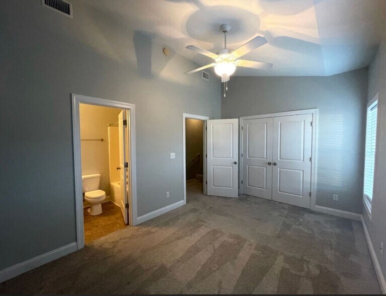 Building Photo - 4804 Exton Park Loop