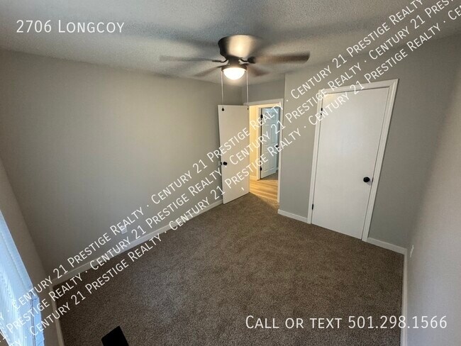 Building Photo - 2706 Longcoy-