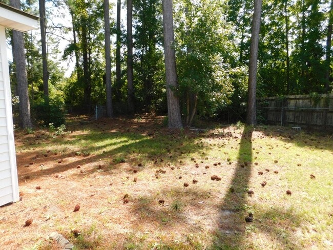 Building Photo - REMODLED