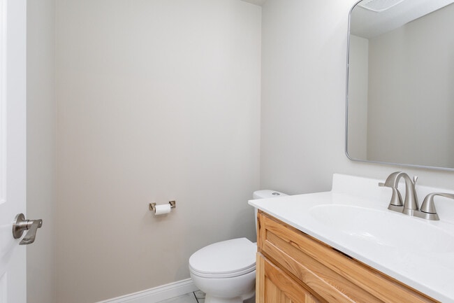 Building Photo - 5416 Heath Ct