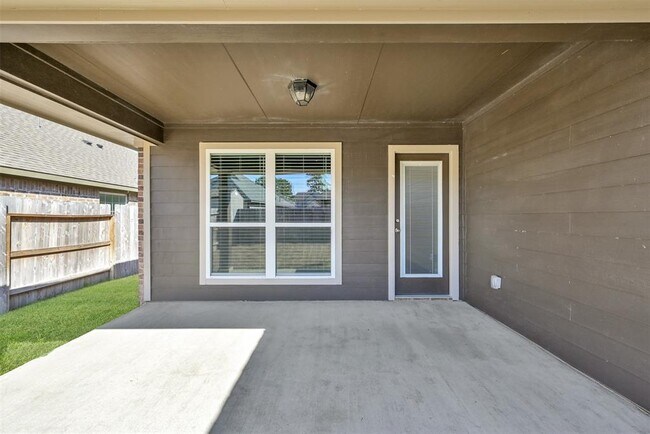 Building Photo - 14367 N Summerchase Cir
