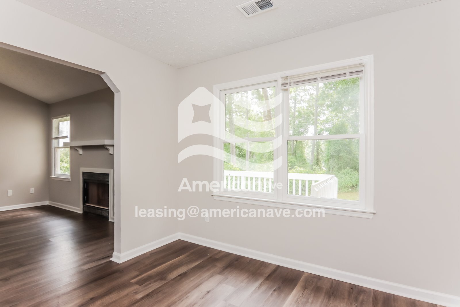 Building Photo - 713 9th Ave S