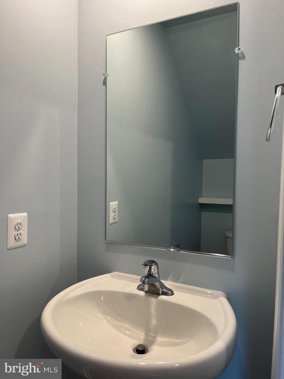 Building Photo - 104 Rappahannock Run