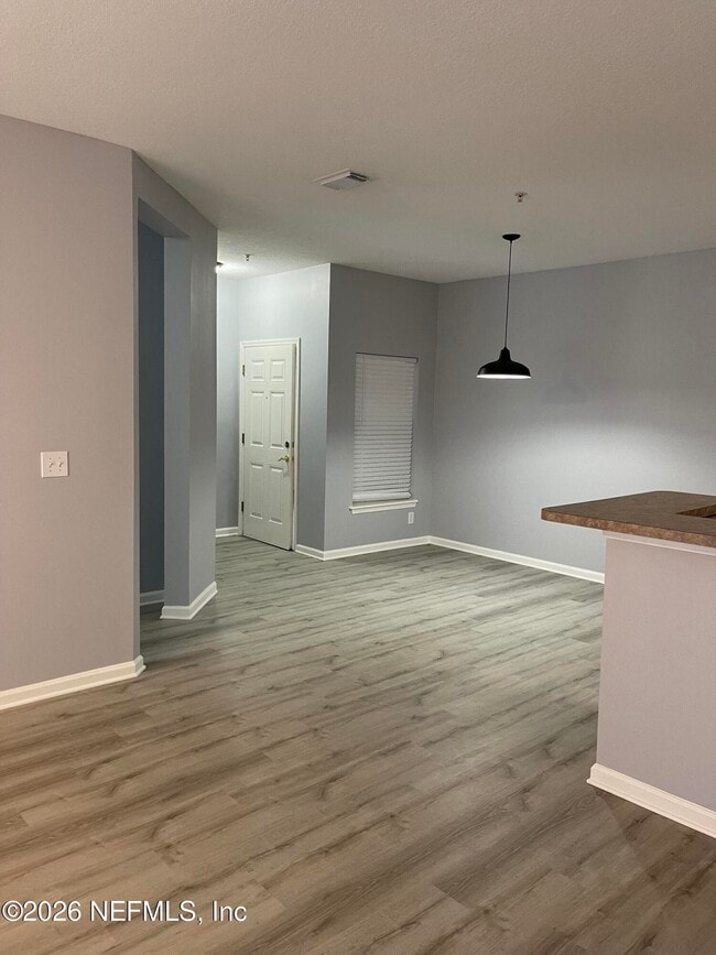 Building Photo - 6984 Ortega Woods Dr