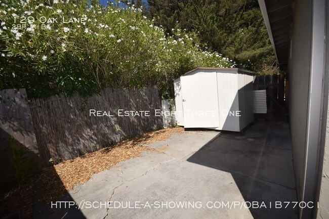 Building Photo - Scotts Valley 2 bedroom single level with ...