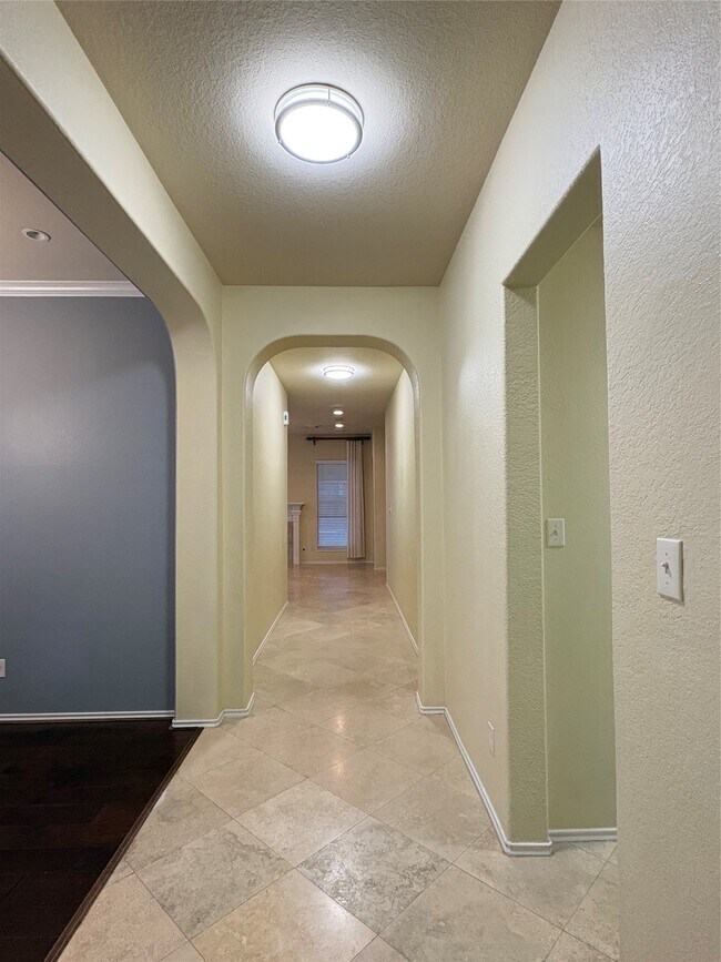 Building Photo - 23127 Enchanted Cactus Dr