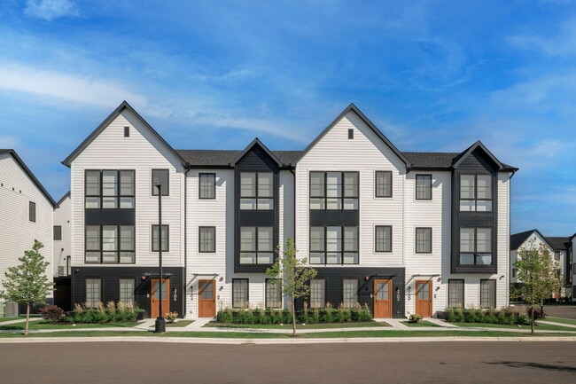 Building Photo - 8043 Fir Ct