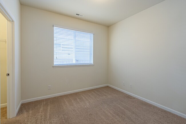 Building Photo - 1124 27th St NW