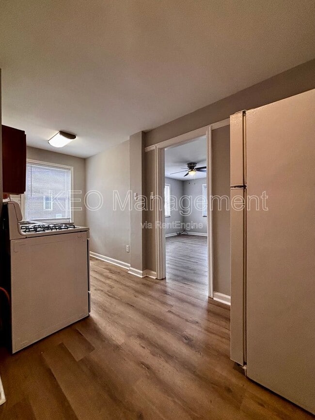 Building Photo - 235 E Xenia Dr