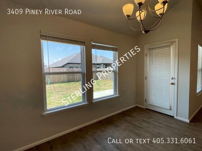 Building Photo - 3409 Piney River Dr