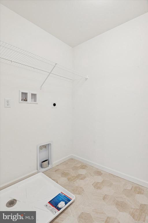 Building Photo - 148 SILVERSMITH Rd