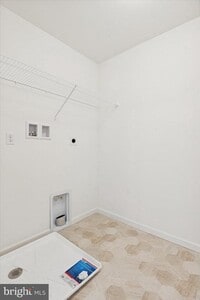 Building Photo - 148 SILVERSMITH Rd