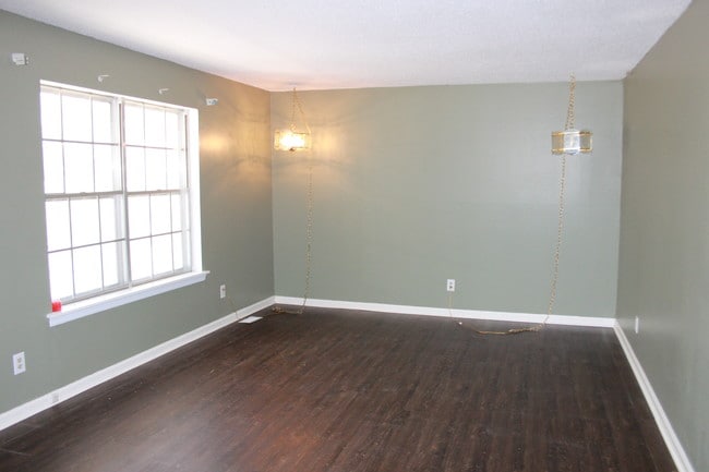 Building Photo - 802 Parrish St