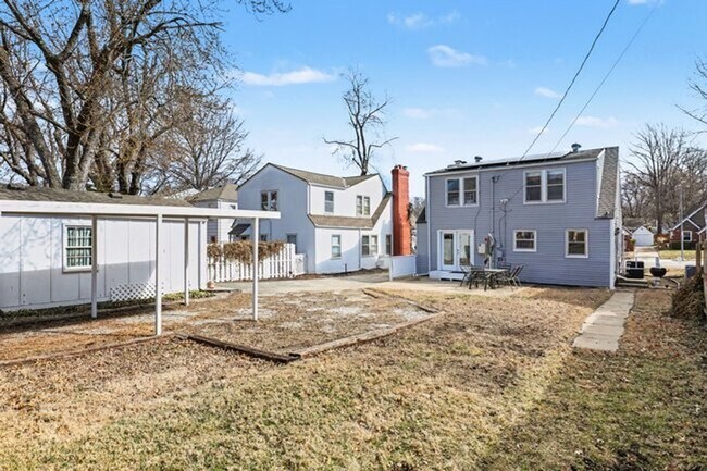 Building Photo - 7234 Baltimore Ave