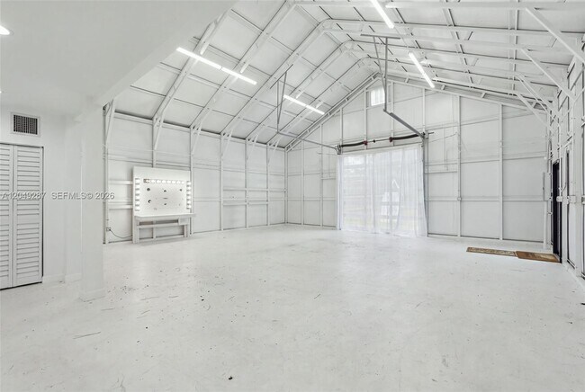 Building Photo - 12921 76th Rd N