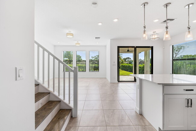 Building Photo - 3270 Dunning Dr