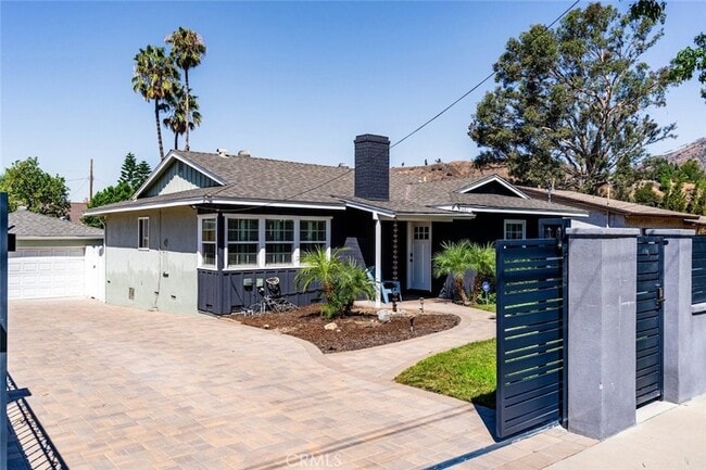 Building Photo - 11051 Quill Ave