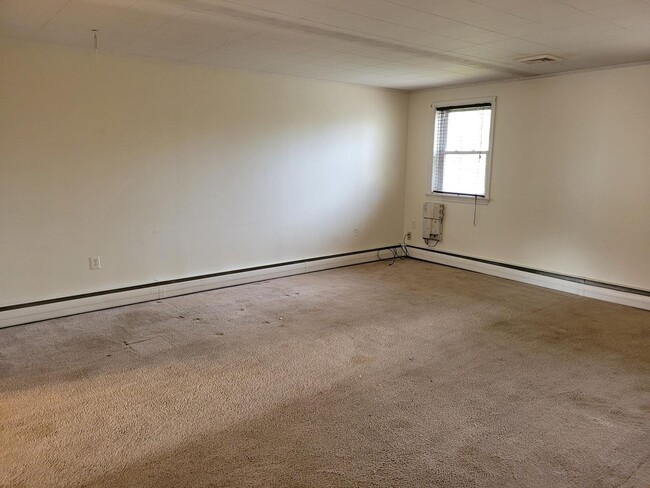Building Photo - 1225 Caln Meetinghouse Rd