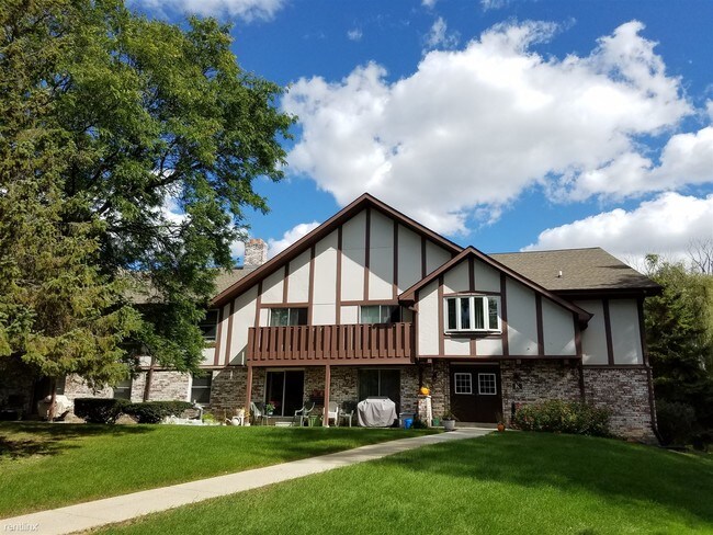 Building Photo - 6510 W English Meadows Dr