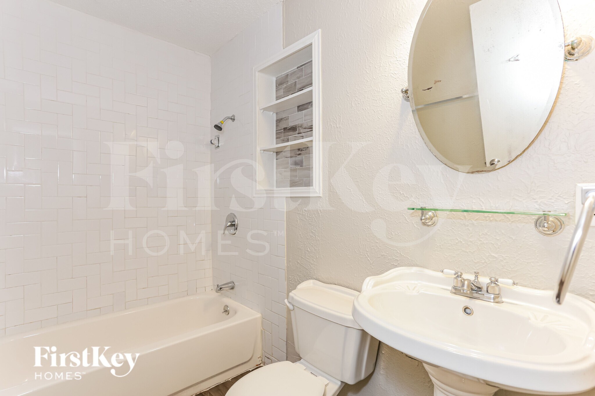 Building Photo - 1602 Geraldine Ln