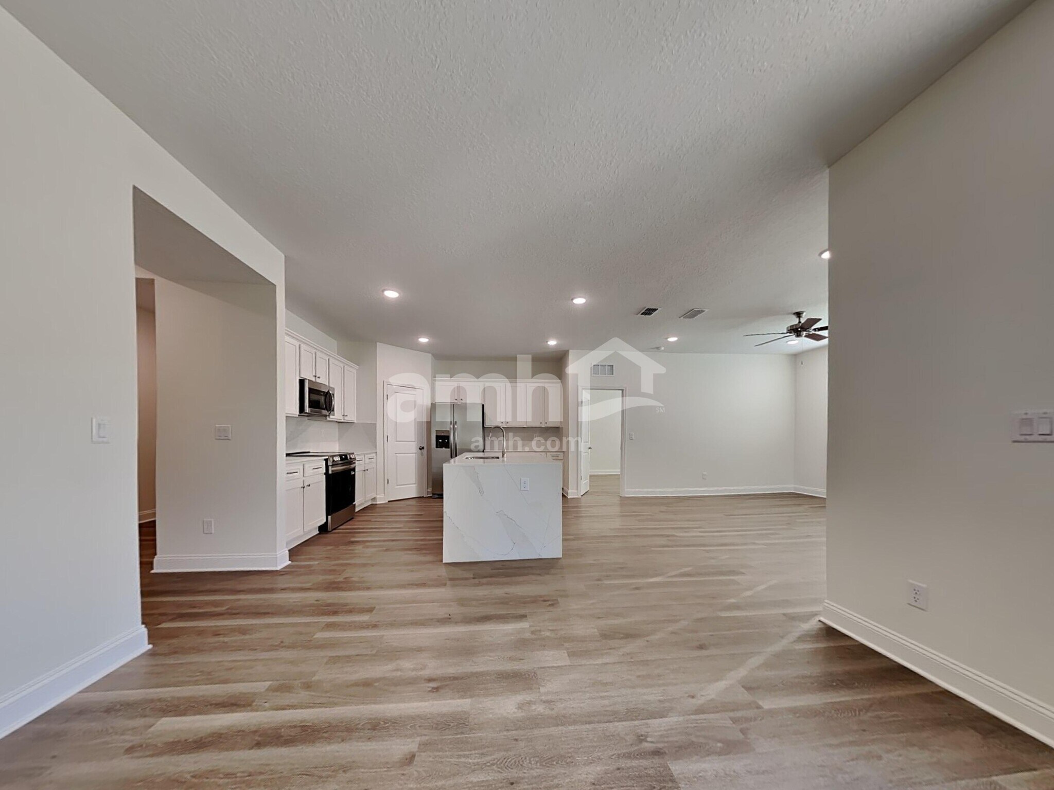 Building Photo - 11649 Bay Hl Cir