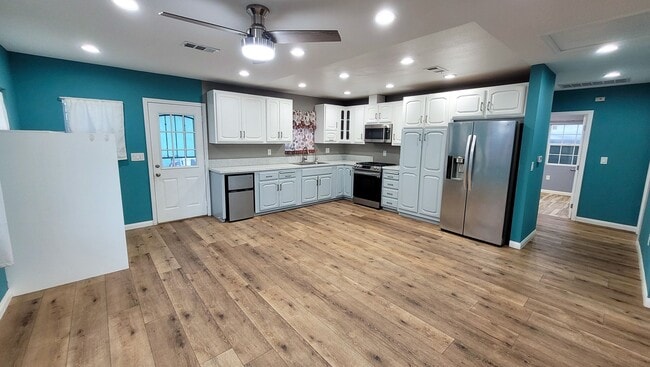 Building Photo - j13531