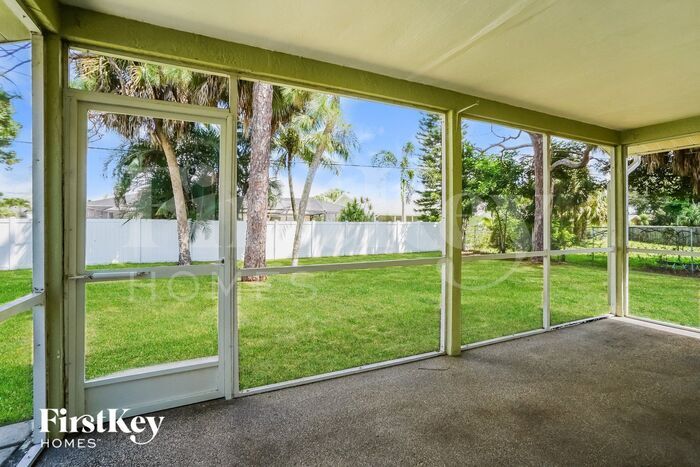 Building Photo - 1831 Coral Point Dr