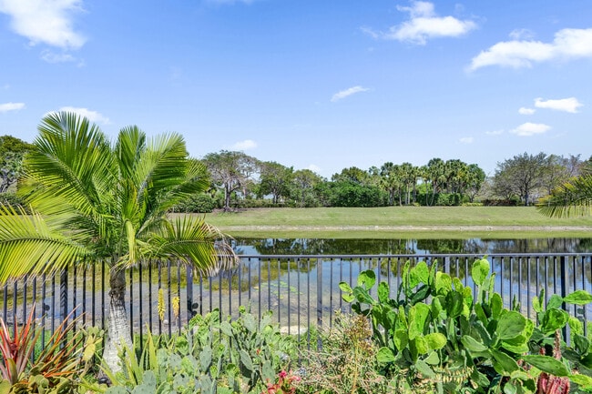 Building Photo - 11515 NW 75th Manor