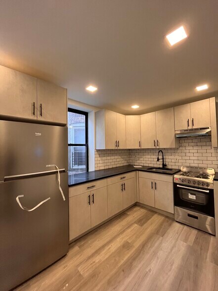 Primary Photo - 145 Wilkinson Ave