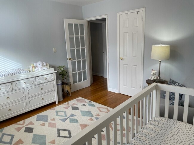 Building Photo - 412 Morris Ave