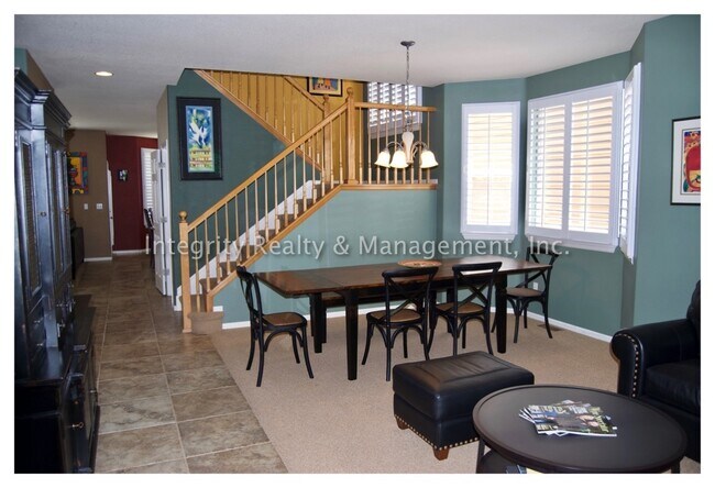 Building Photo - 10328 Longwood Way