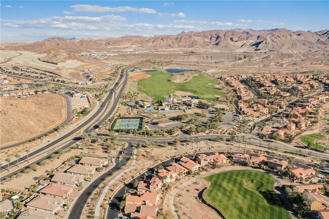 Building Photo - 27 Santo Mio Ct