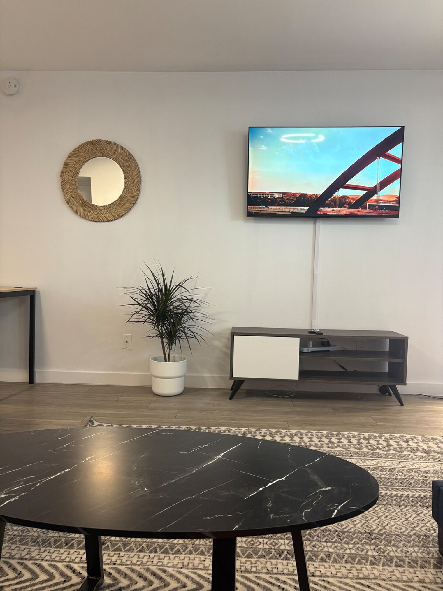 Building Photo - 3006 Stoneway Dr