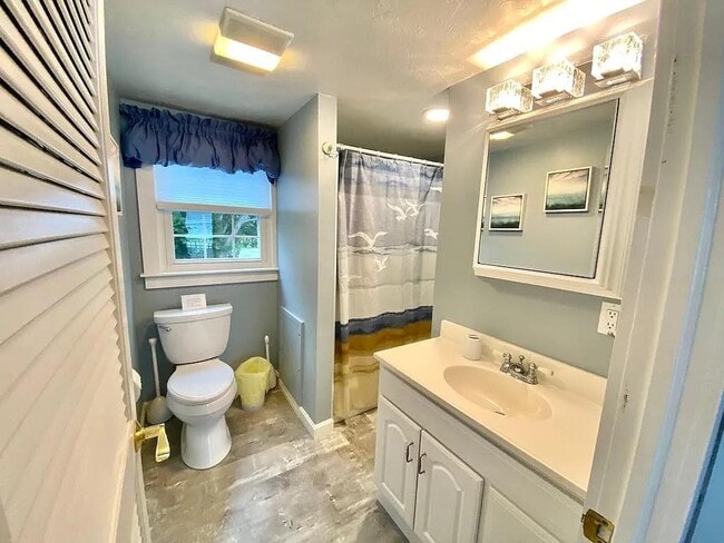 Building Photo - 34 Ellery Ave