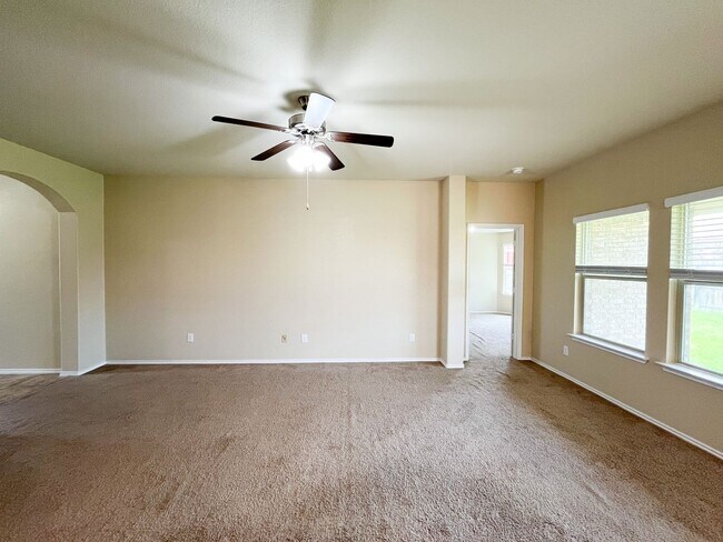 Building Photo - Available NOW!! Beautiful 1 story, 3 bedro...
