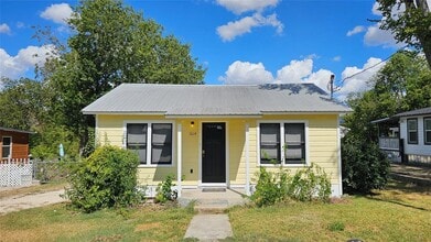 Building Photo - 1614 N Lynn St