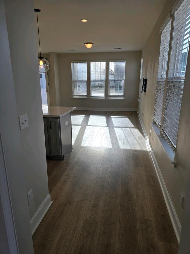 Building Photo - Exclusive 4-Bedroom Home in Hawthorne Landing with Luxury Upgrades & Spacious Amenities!