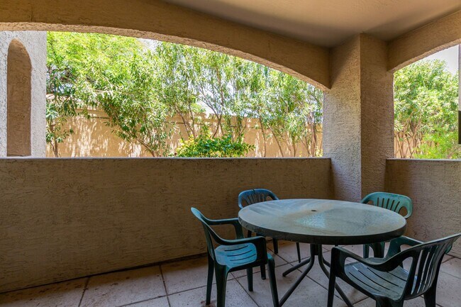 Building Photo - North Scottsdale Large 3 bed condo with attached 2 car garage, 1st floor unit